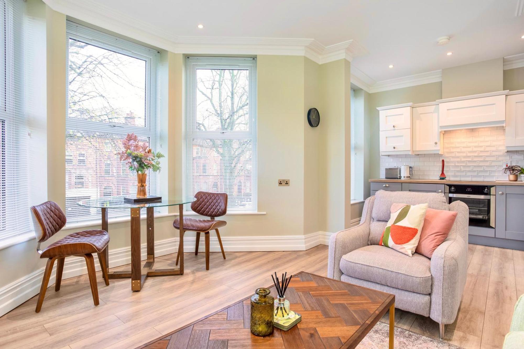 5 Star - The Ulsterville Residences - Free On-Site Parking 벨파스트 외부 사진