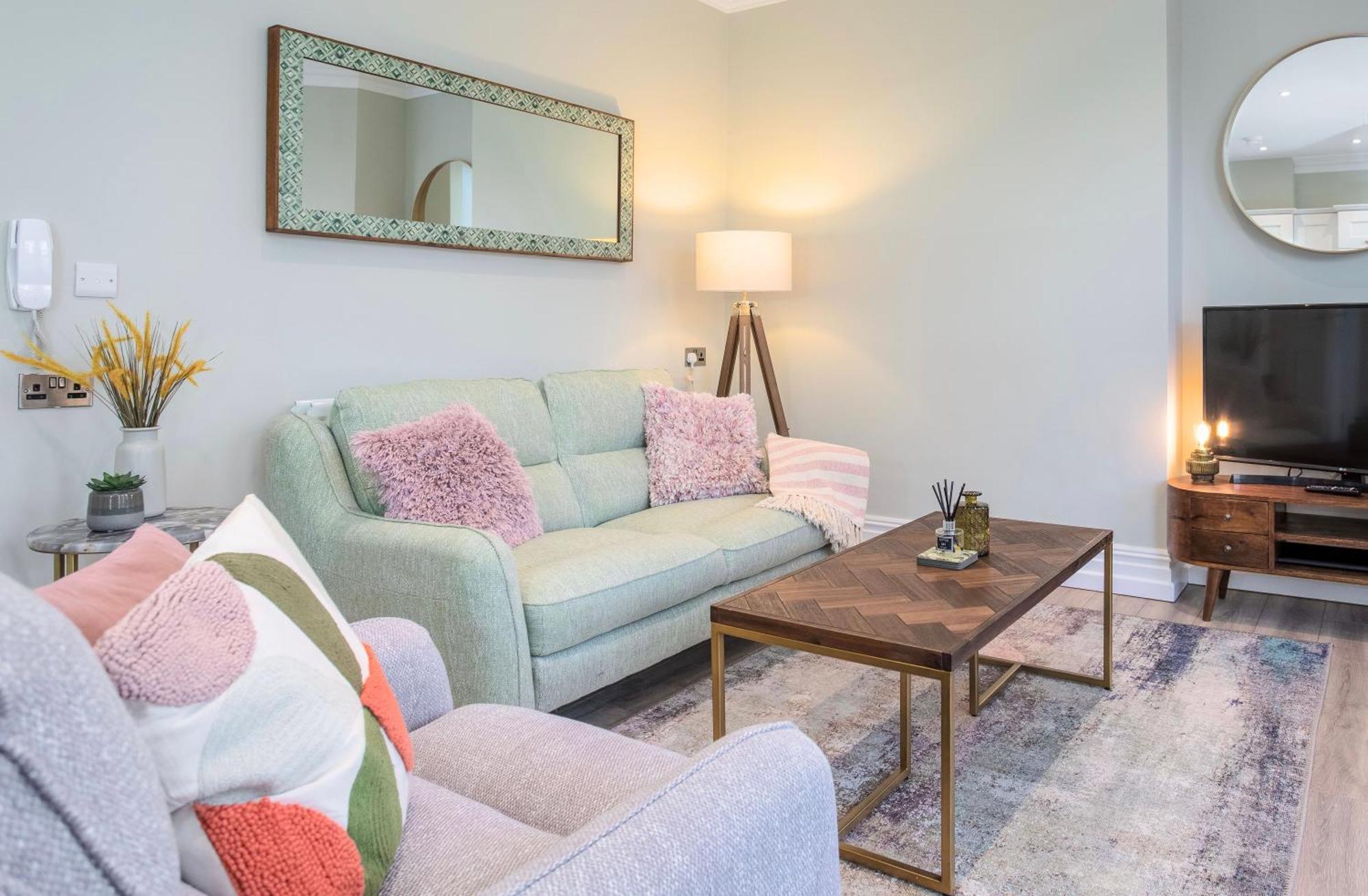 5 Star - The Ulsterville Residences - Free On-Site Parking 벨파스트 외부 사진